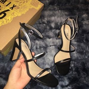 New mix No. 6 - Alicia strap heels, Size 8